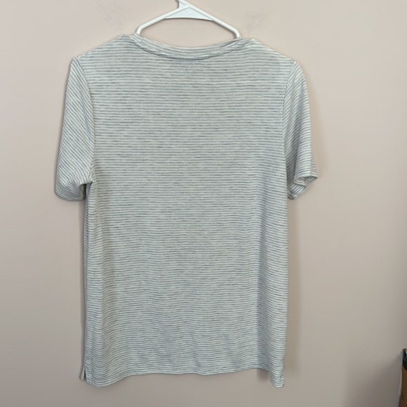 BANANA Republic Factory l Striped Light Grey T-shirt - Picture 4 of 5
